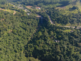 Vista da Cachoeira Salto Ventoso, em Farroupilha, Rio Grande do Sul, Brasil