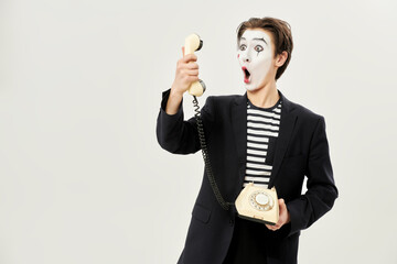 emotional phone talk