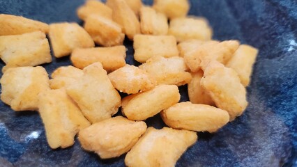 揚げせんべい・お煎餅・お米のおやつ／Fried rice crackers, rice crackers, and rice snacks／튀김 센베이, 볶음, 쌀 간식