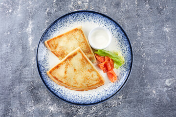 traditional crepes with sour cream - 775794911