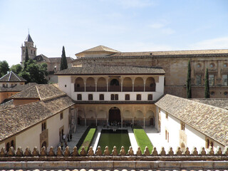 Panoramic view of the Arrayanes Courtyard of the Alhambra - obrazy, fototapety, plakaty