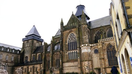 Fototapeta na wymiar Basilique d'Evron dans la Mayenne France Europe