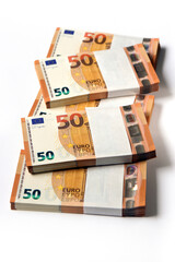 geldbündel - druckfrische fünfzig euro scheine
