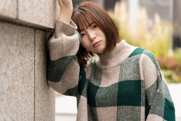 若い女性のファッションポートレート
