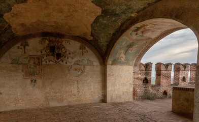 Fototapeta premium Beautiful shot of the historic Soncino's Castle and grounds in Italy