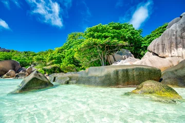 Zelfklevend Fotobehang Anse Source D'Agent, La Digue eiland, Seychellen Amazing landscape of La Digue Island in the Seychelles Archipelago