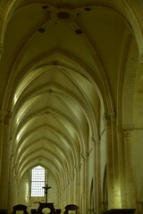 Nef de l'abbaye de Pontigny en Bourgogne. France