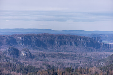 Eine frühlingshafte Wandertour durch das Kirnitzschtal in der Sächsische Schweiz - Sachsen -...
