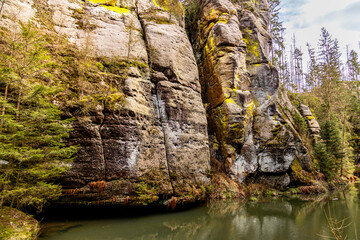 Eine frühlingshafte Wandertour durch das Kirnitzschtal in der Sächsische Schweiz - Sachsen -...