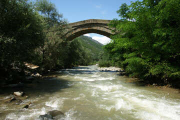 Fototapeta na wymiar Located in Trabzon, Turkey, the Cosandere Bridge was built in the 19th century.