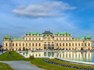 Obraz premium Belvedere Palace and gardens in Vienna, Austria 