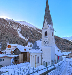 Pfarrkirche in Samnaun-Compatsch in der Region Engiadina Bassa/Val Müstair, Graubünden (Schweiz)