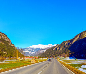 Die Reschenstraße B 180 von Pfunds in Richtung Landeck - Tirol (Österreich)