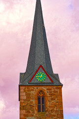 Kirchturm der Pfarrkirche St. Pankratius in Mudau im  Neckar-Odenwald-Kreis