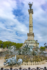 The monument to the Girondins (Monument aux Girondins) with two 21-metre rostral columns (1829), fountain at place des Quinconces. Bordeaux, France. - 776469984