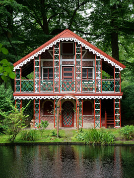 Schweizerhaus / Swisshouse in Cuxhaven in the park of Ritzeb&uuml;ttel Castle was built in 1847 as a tea house, Germany, Cuxhaven, 26. July 2022