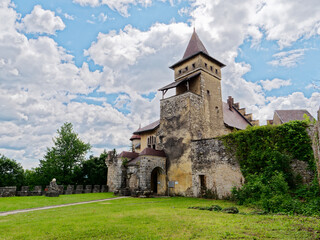 Fototapeta na wymiar The Ostrožac Castle has a distinctive blend of medieval, Ottoman and European architectural styles Located in the town Cazin, Bosnia and Herzegovina, is a popular tourist attraction in the region.