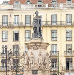 Fototapeta premium Streets of Lisbon in Portugal during springtime