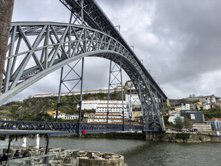 Dom Luis I bridge in Oporto, Portugal