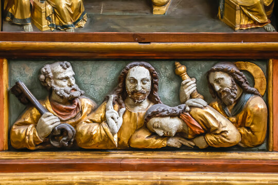 Saint PeterÕs cathedral, Beauvais, France. Detail of the Marissel Passion altarpiece in a side chapel depicting Jesus Christ with disciples before being caught by Roman soldiers