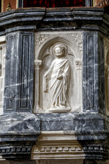 Obraz premium Detail of marble pulpit with carvings in St Antonyâ€™s church, Dubrovnik, Croatia
