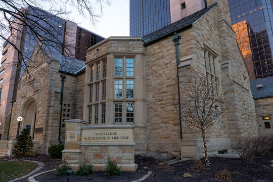 ROCHESTER, MN – 14 DEC 2023: Mitchell Studen Center at the Mayo Clinic Alix School of Medicine, Mayo Medical School, a limestone building from the 1930s in Minnesota.