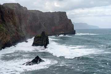 Steilküste an der Ponta de São Lourenço, Madeira