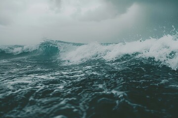 Naklejka premium the power and beauty of stormy sea weather with dramatic waves crashing against the shore
