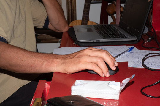 Bookkeeping home desk moment 