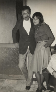 1974. A couple posing for a photo