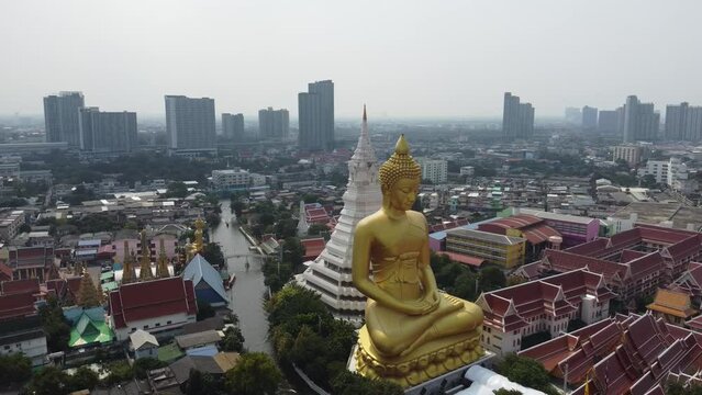 Paknam Phasi Charoen Temple