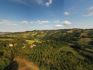 Obraz premium Marche from Above: Aerial Pastoral Beauty of Southeastern Italy