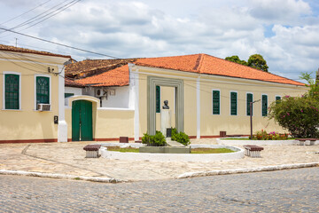 Monument to the illustrious Laranjense Horário Hora