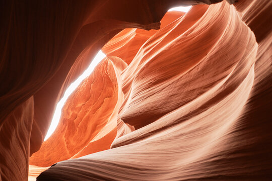  canyon wavy background