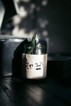 Tips jar