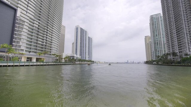 Stock video HDR Miami River 2024