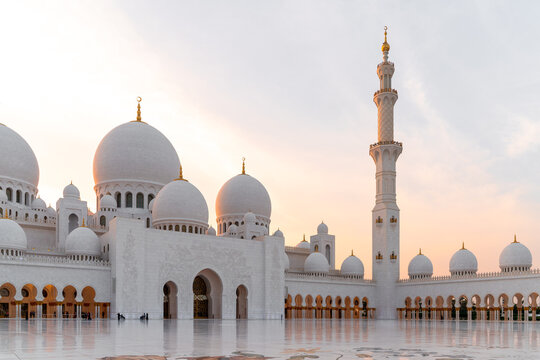 Sheikh Zayed Grand Mosque, Abu Dhabi, United Arab Emirates