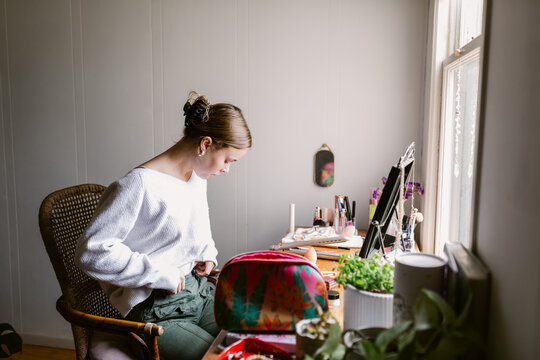 HS Senior at home Lifestyle