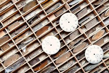 Compartmentalized timepieces ready for horologist's touch