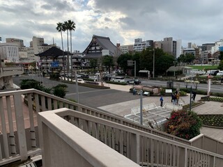 西郷隆盛像前の道路の風景