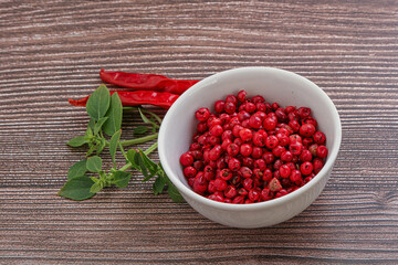 Red pepper seeds in the bowl