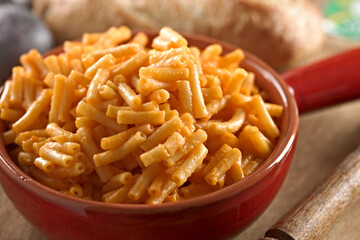 Homestyle Favorite: Scrumptious 4K Ultra HD View of Chili Macaroni in Steel Pan