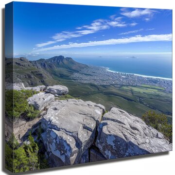 3D Canvas show the expansive view from atop Table Mountain