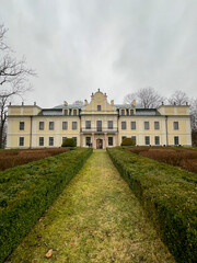Park and the Mieroszewski Palace, which houses the rooms of the Zaglebie Museum in Bedzin - 778352175