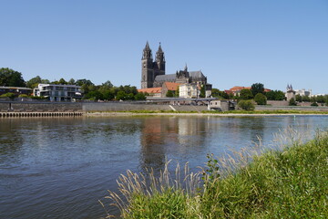 Dom an der Elbe in Magdeburg
