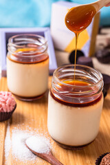 Pudim de leite condensado no pote - vanilla puding