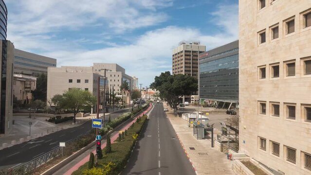 The traffic on Sderot HaPalyam street in Haifa