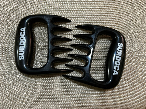 garras de urso para churrasco