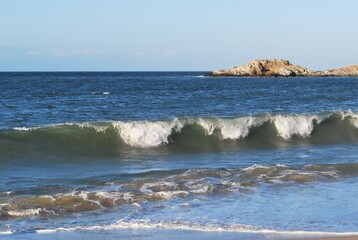 El agua,el mar como elemento comunicante en nuestro ambiente.