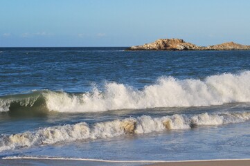 El agua,el mar como elemento comunicante en nuestro ambiente.
